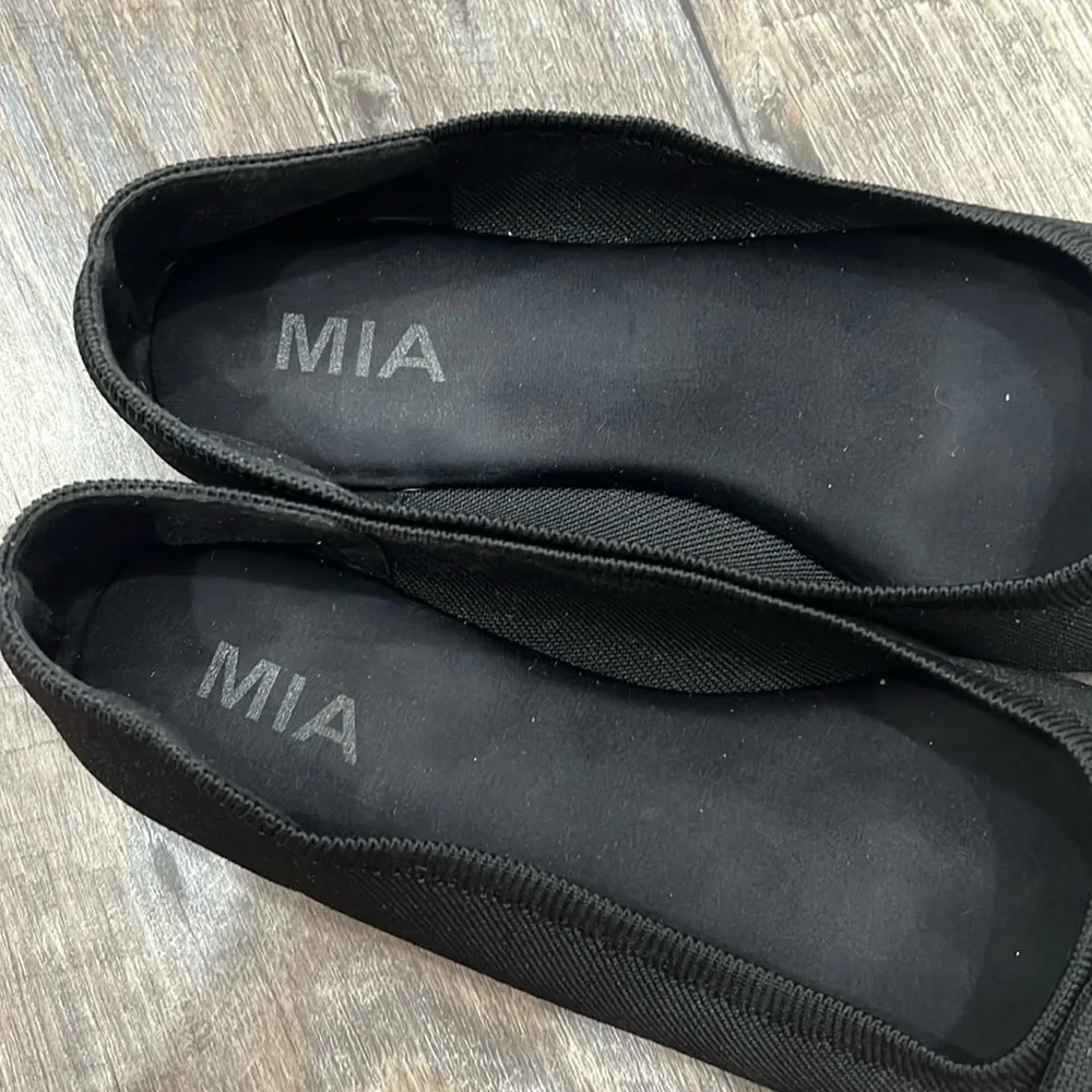 MIA Women's Jinnie size 7.5 Black Ballet Flats